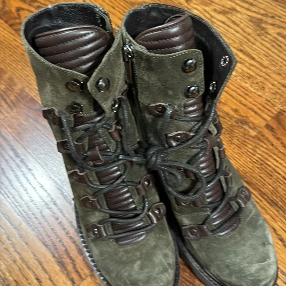 Aquatalia Women Dark Green Suede Leather Boots Shoes Size US 9 - Picture 3 of 6